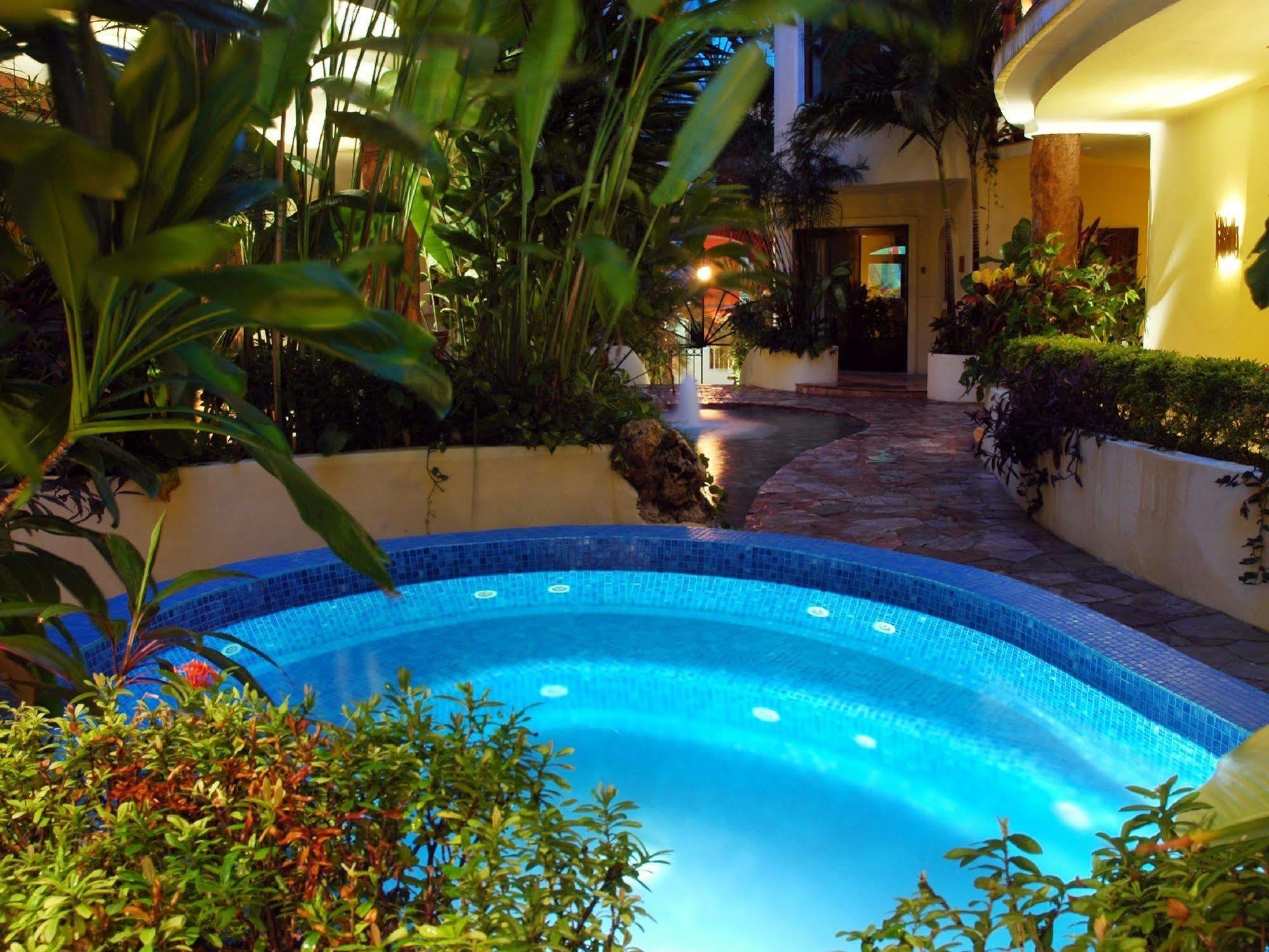 Villas Sacbe Condo Hotel And Beach Club Πλάγια Ντελ Κάρμεν Εξωτερικό φωτογραφία